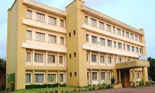 Nitte Usha Institute of Nursing