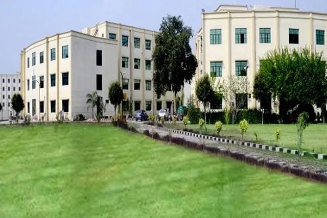 Naraina Nursing College